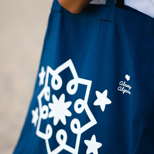 008ada_04e974bde43f4cc382d186fe374bba57~mv2